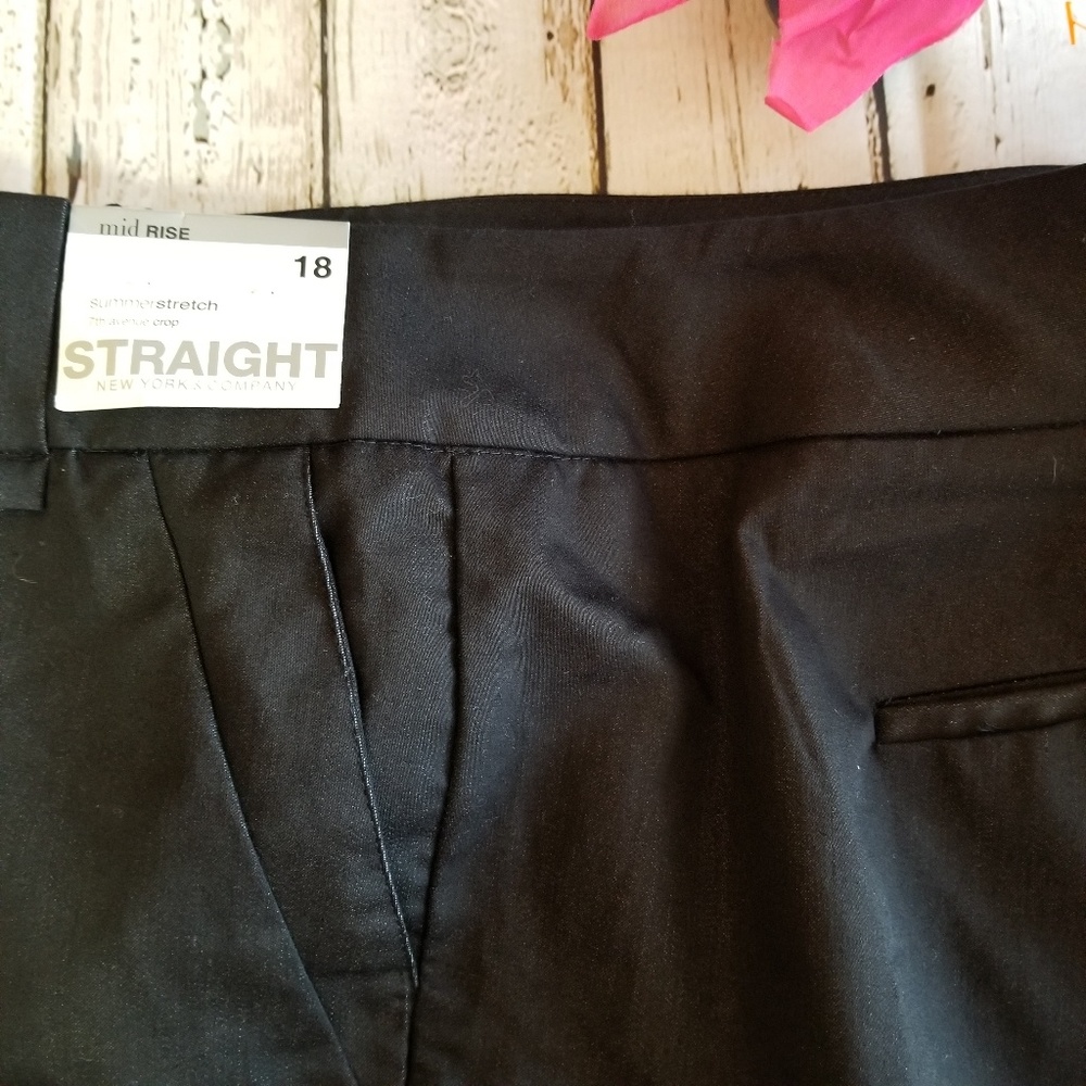 NWT New York & Company Womens 18 pants Stretch